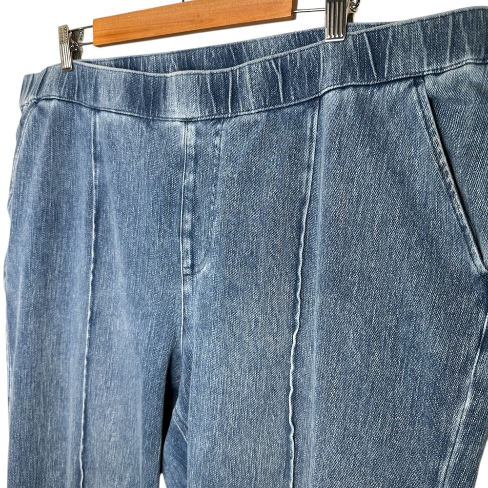 Isaac Mizrahi Live Front Seam Pull On Stretch Wide Leg Jeans Size 24W Petite - Picture 2 of 8